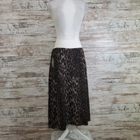 VINCE CAMUTO Black Animal Print Asymmetrical Skirt - Picture 3 of 10